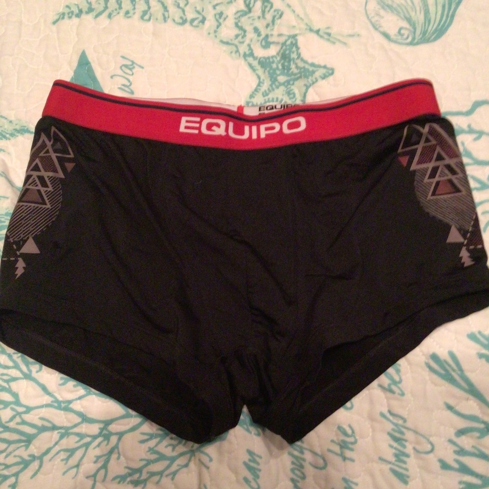 Equipo, black , trunk medium